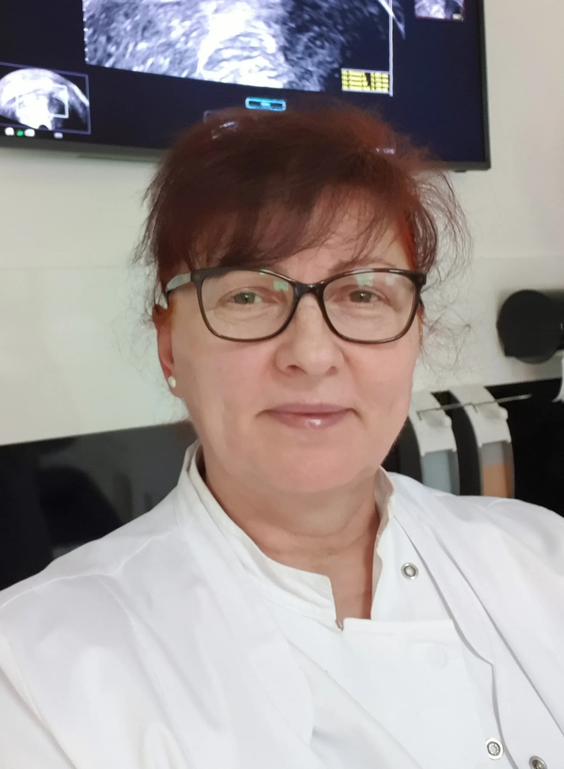dr.sc.Vesna Harni, Ekspertni ginekolog – kolposkopija, vulvoskopija i estetska ginekologija – Poliklinika Harni